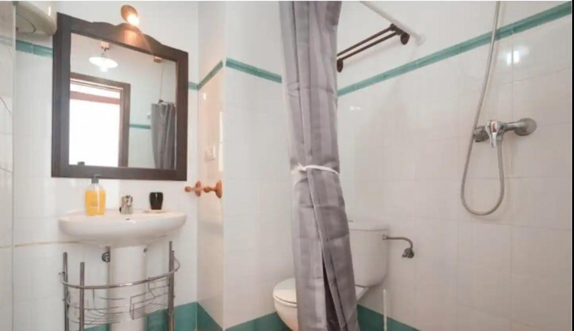 Atico Con Terracita Y Vistas Alhambra, Centro Apartment Granada Bagian luar foto